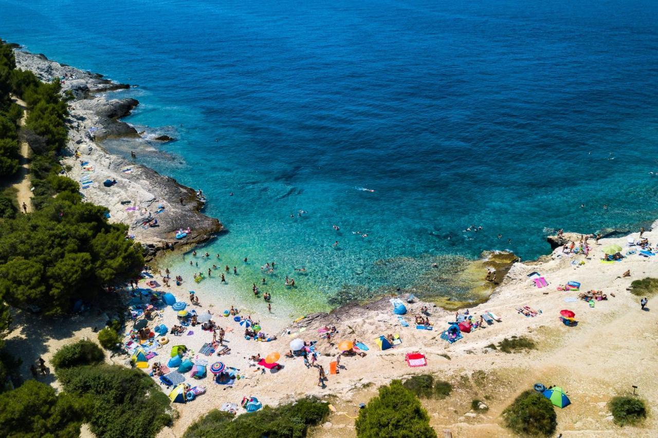 Lumalu Daire Galižana Dış mekan fotoğraf